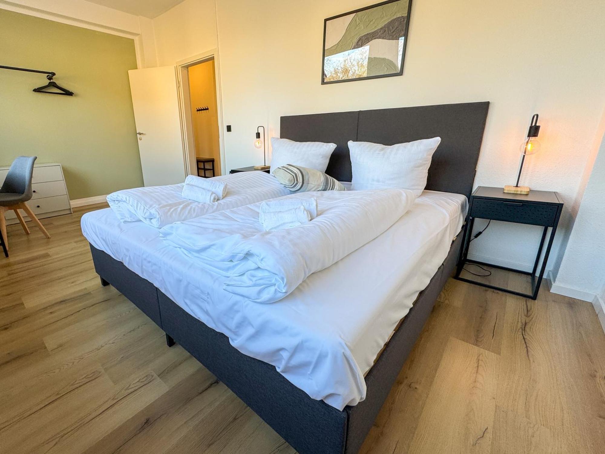 Apartment Duesseltal Messe 100Qm Düsseldorf Exterior foto